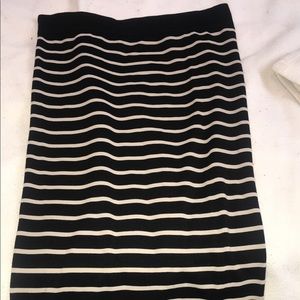 Bebe long pensil skirt